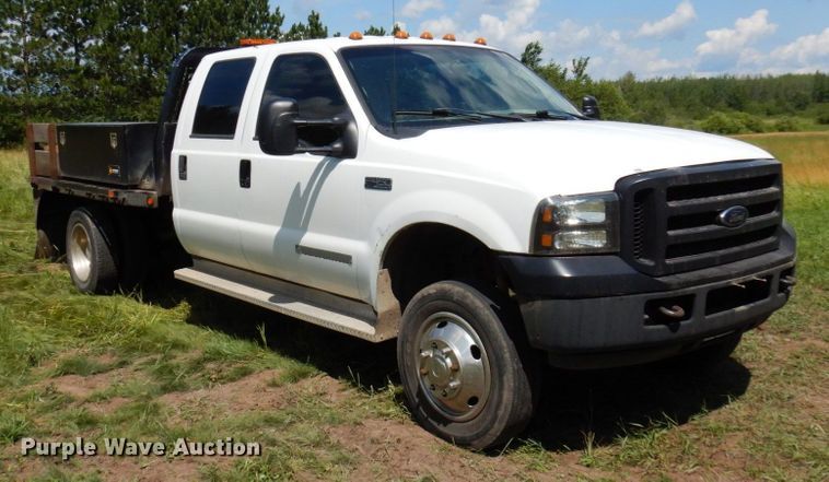 image for item MF9755 2003 Ford F450 Super Duty XL  flatbed truck