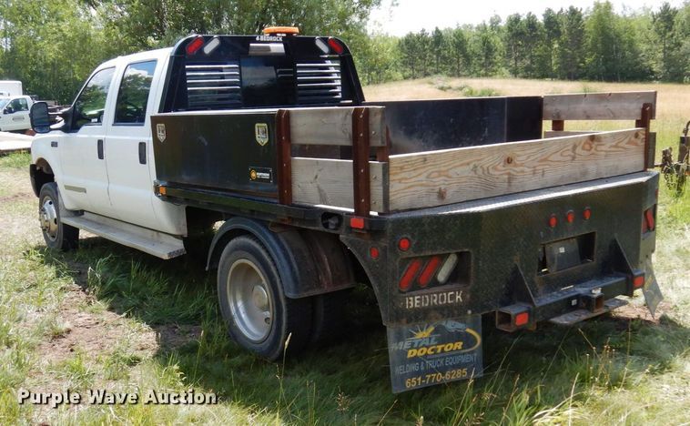 image for item MF9755 2003 Ford F450 Super Duty XL  flatbed truck