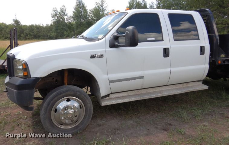 image for item MF9755 2003 Ford F450 Super Duty XL  flatbed truck