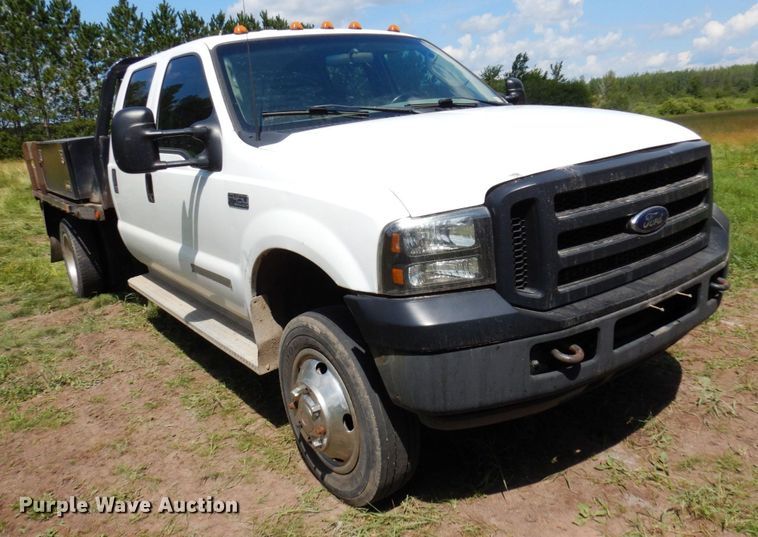 image for item MF9755 2003 Ford F450 Super Duty XL  flatbed truck