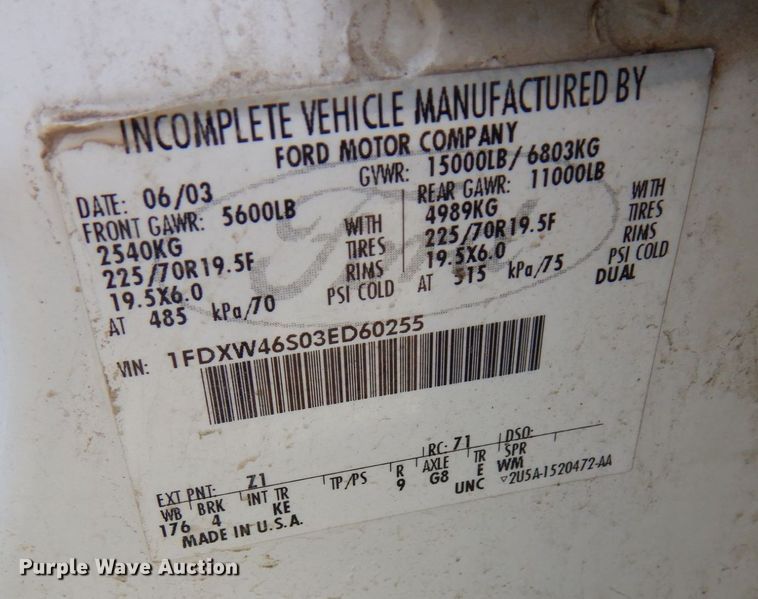 image for item MF9755 2003 Ford F450 Super Duty XL  flatbed truck