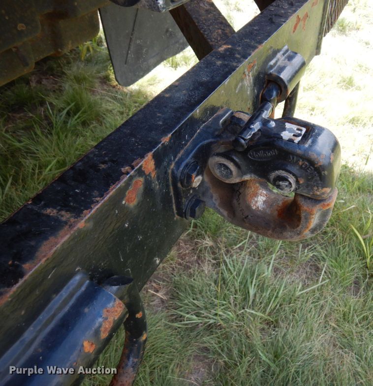 image for item MF9758 2000 Ford F550 Super Duty  flatbed truck