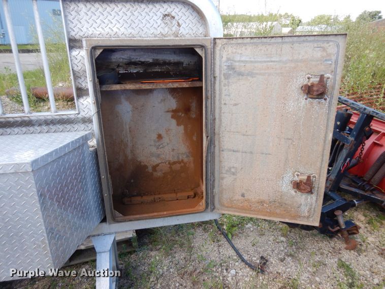 image for item MF9767 Aluminum headache rack