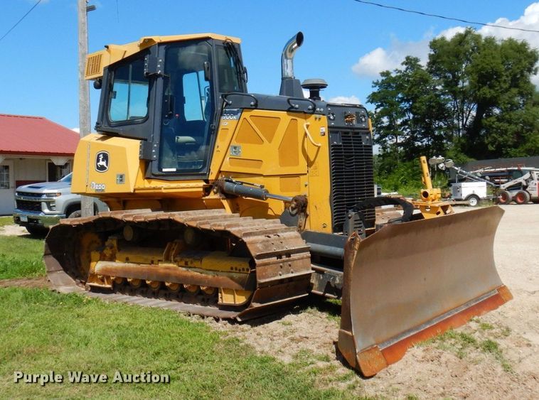 image for item MF9768 2015 John Deere 700K LGP  dozer