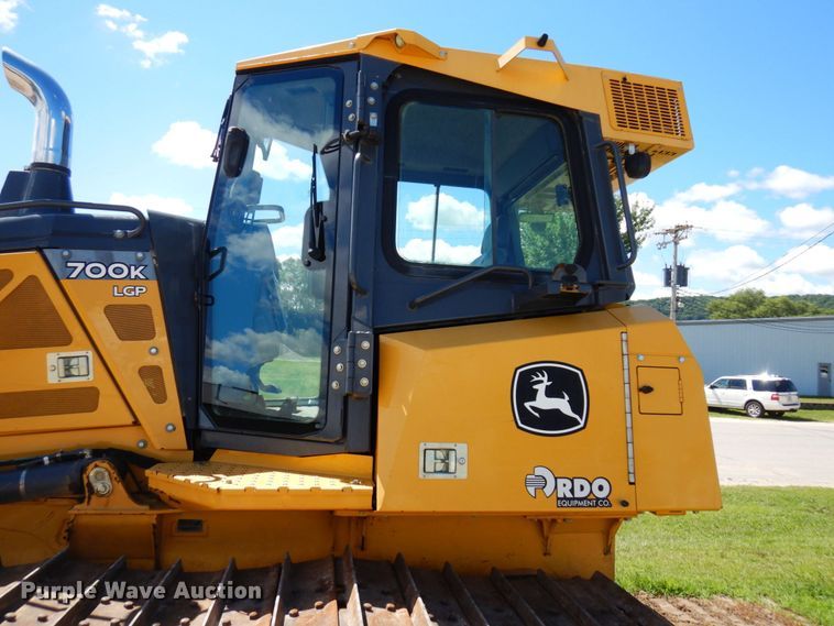 image for item MF9768 2015 John Deere 700K LGP  dozer