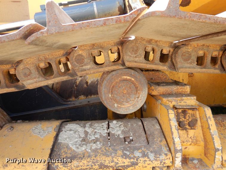 image for item MF9768 2015 John Deere 700K LGP  dozer