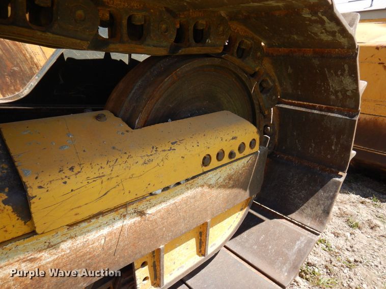 image for item MF9768 2015 John Deere 700K LGP  dozer