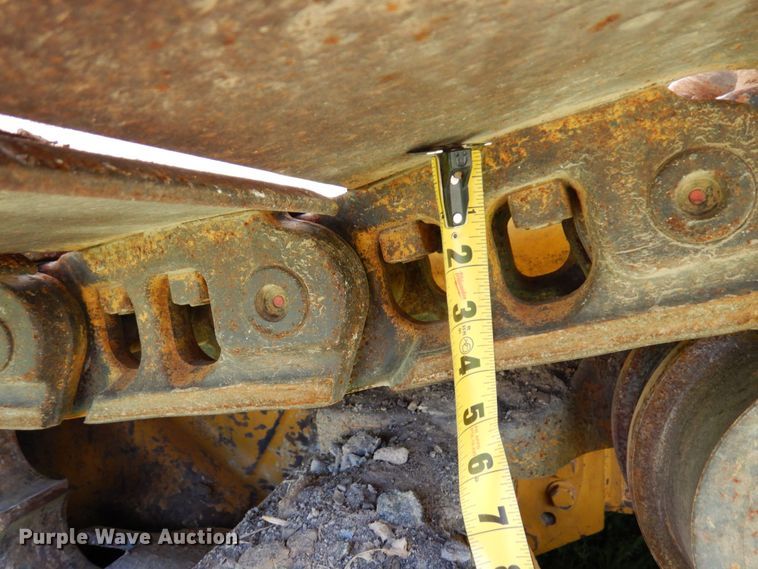 image for item MF9768 2015 John Deere 700K LGP  dozer