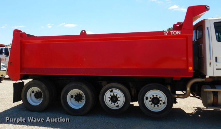 image for item MF9772 2007 Sterling L9500  dump truck