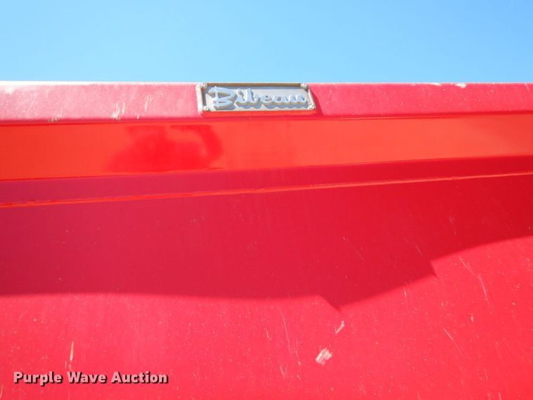 image for item MF9772 2007 Sterling L9500  dump truck