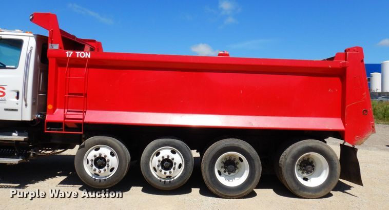 image for item MF9772 2007 Sterling L9500  dump truck