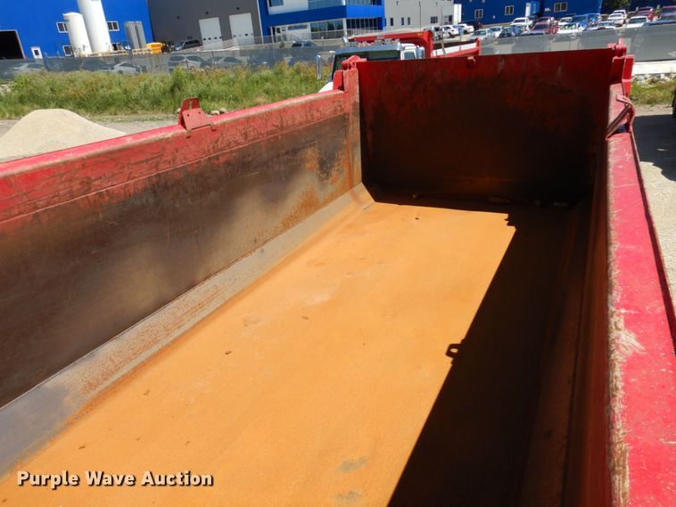 image for item MF9772 2007 Sterling L9500  dump truck