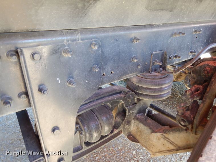 image for item MF9772 2007 Sterling L9500  dump truck