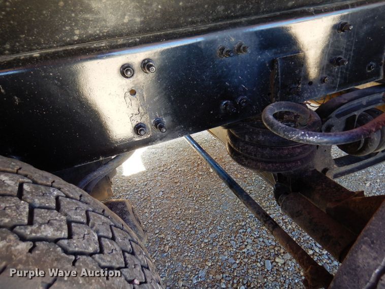 image for item MF9772 2007 Sterling L9500  dump truck