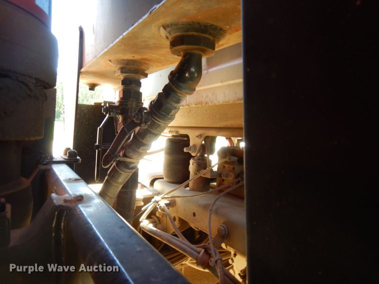 image for item MF9772 2007 Sterling L9500  dump truck