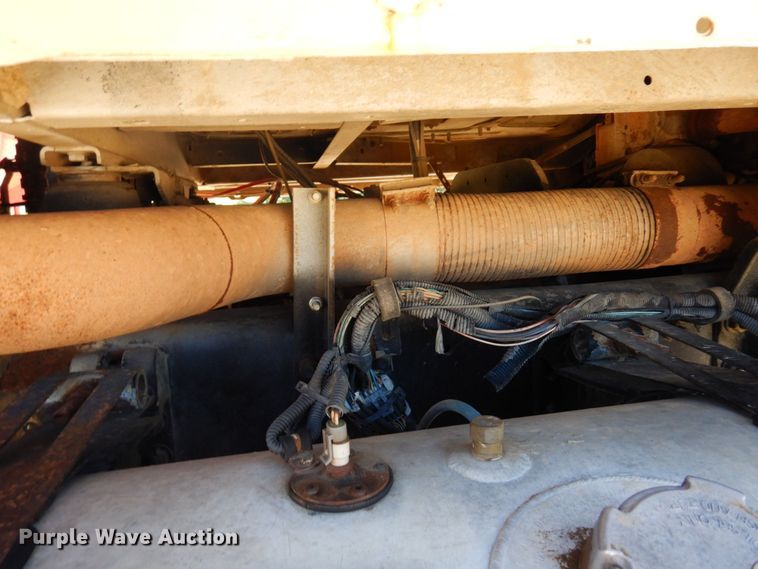 image for item MF9772 2007 Sterling L9500  dump truck