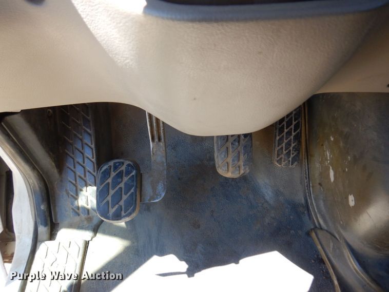 image for item MF9772 2007 Sterling L9500  dump truck