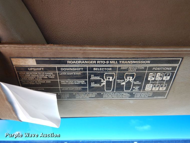 image for item MF9772 2007 Sterling L9500  dump truck