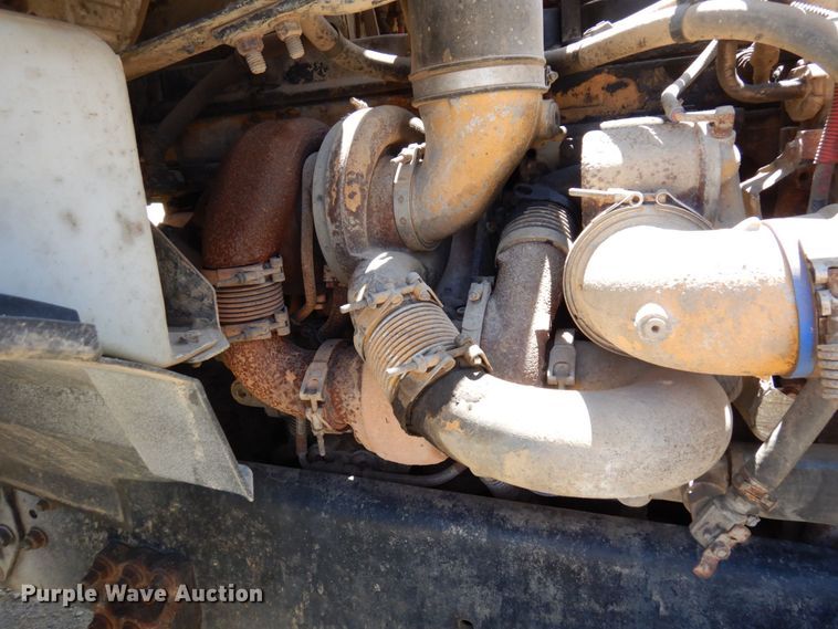 image for item MF9772 2007 Sterling L9500  dump truck