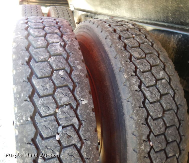 image for item MF9772 2007 Sterling L9500  dump truck