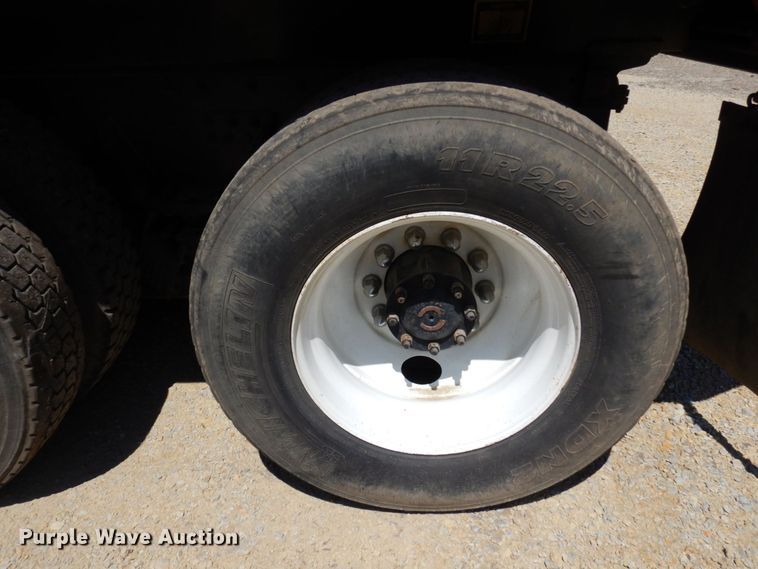 image for item MF9772 2007 Sterling L9500  dump truck