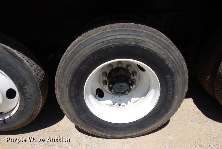 image for item MF9772 2007 Sterling L9500  dump truck