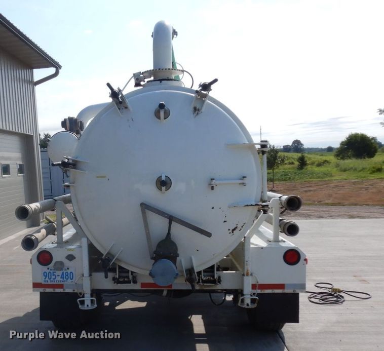 image for item MF9774 1995 Jay's Inc. BL-100-PD  vacuum excavator