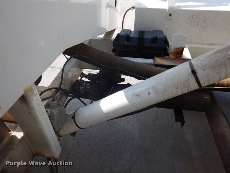 image for item MF9774 1995 Jay's Inc. BL-100-PD  vacuum excavator