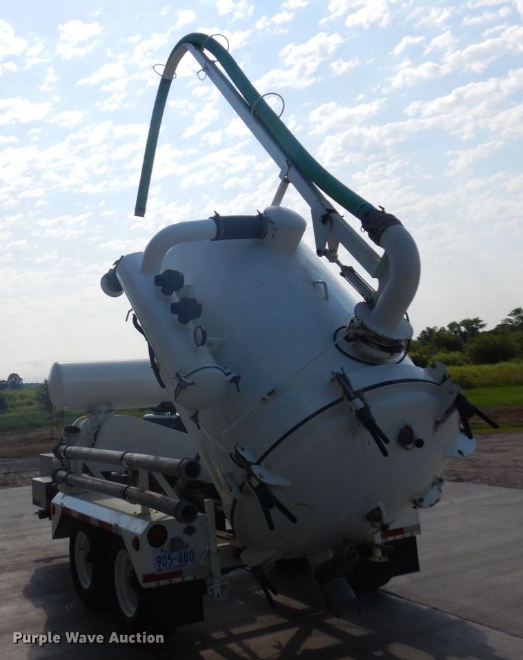 image for item MF9774 1995 Jay's Inc. BL-100-PD  vacuum excavator