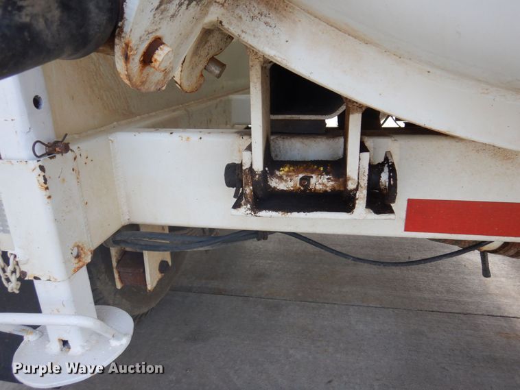 image for item MF9774 1995 Jay's Inc. BL-100-PD  vacuum excavator