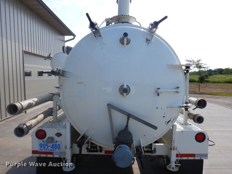 image for item MF9774 1995 Jay's Inc. BL-100-PD  vacuum excavator