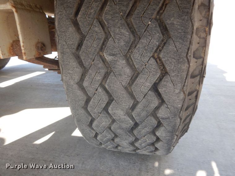 image for item MF9774 1995 Jay's Inc. BL-100-PD  vacuum excavator