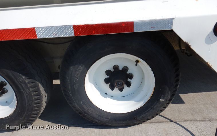 image for item MF9774 1995 Jay's Inc. BL-100-PD  vacuum excavator