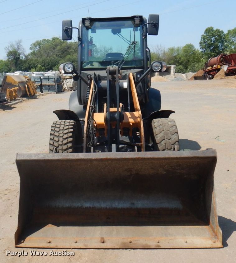image for item MF9775 2018 Case 221F  wheel loader