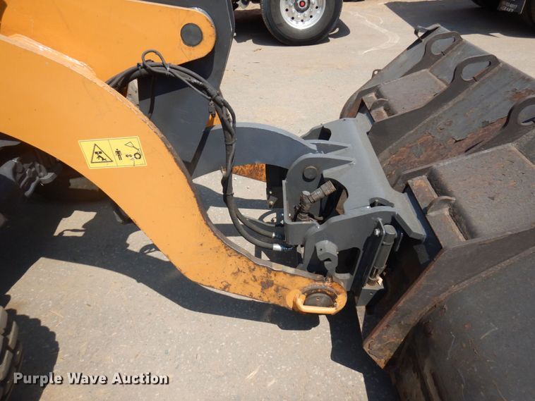 image for item MF9775 2018 Case 221F  wheel loader