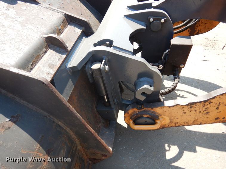 image for item MF9775 2018 Case 221F  wheel loader