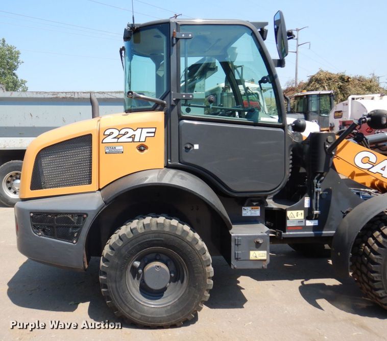 image for item MF9775 2018 Case 221F  wheel loader