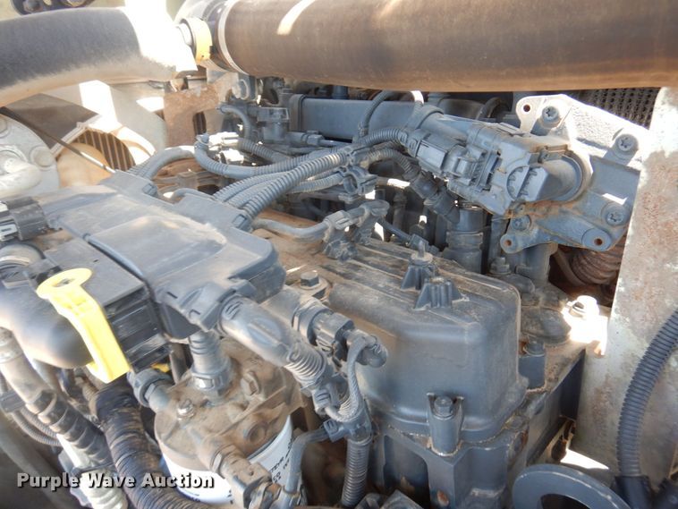 image for item MF9775 2018 Case 221F  wheel loader