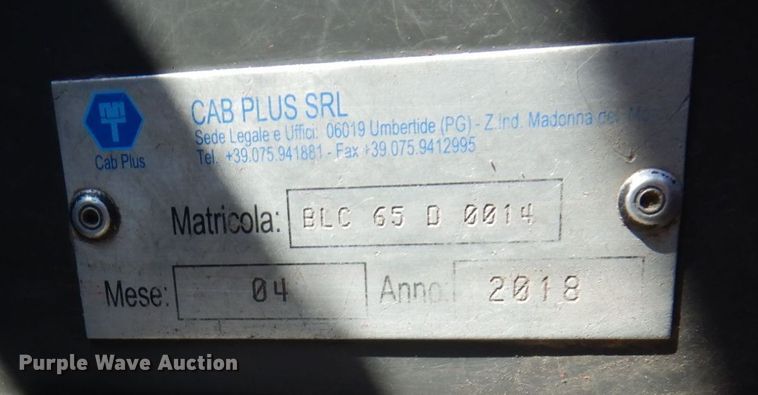 image for item MF9775 2018 Case 221F  wheel loader