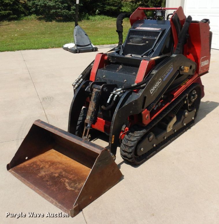 image for item MF9776 2016 Toro Dingo TX1000  compact utility loader