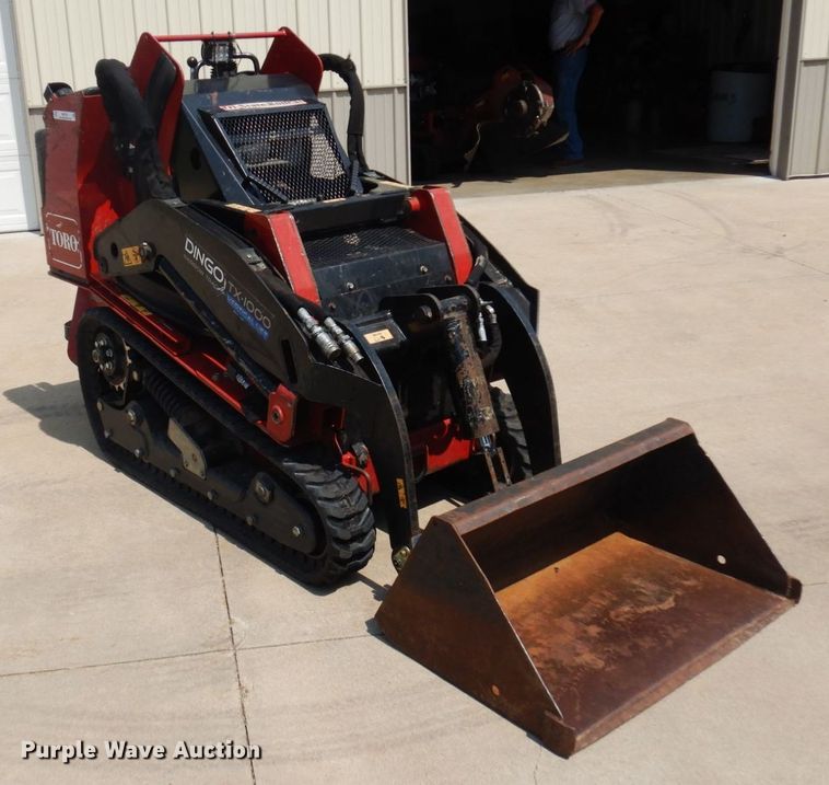image for item MF9776 2016 Toro Dingo TX1000  compact utility loader
