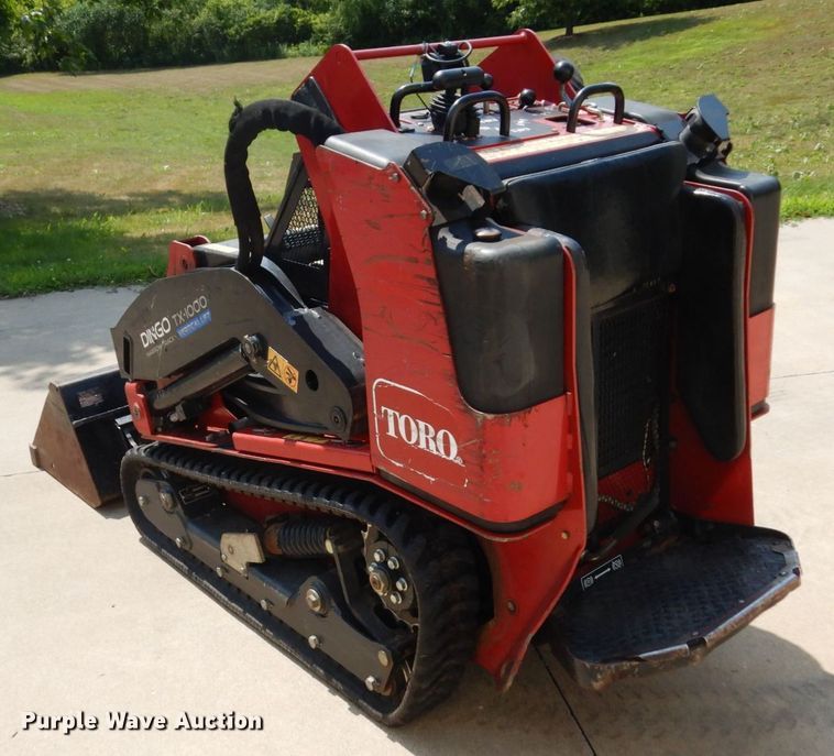 image for item MF9776 2016 Toro Dingo TX1000  compact utility loader
