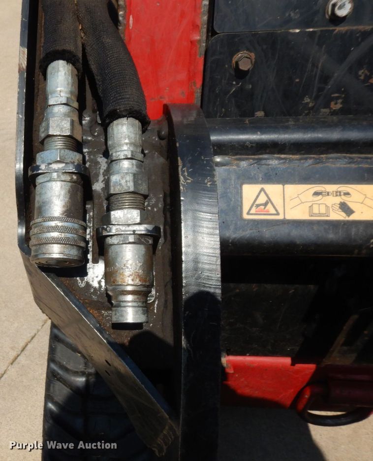 image for item MF9776 2016 Toro Dingo TX1000  compact utility loader