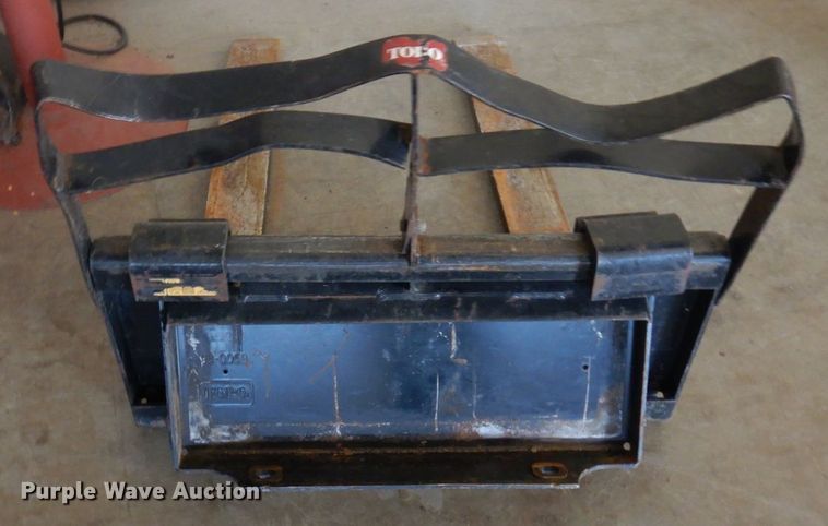 image for item MF9776 2016 Toro Dingo TX1000  compact utility loader