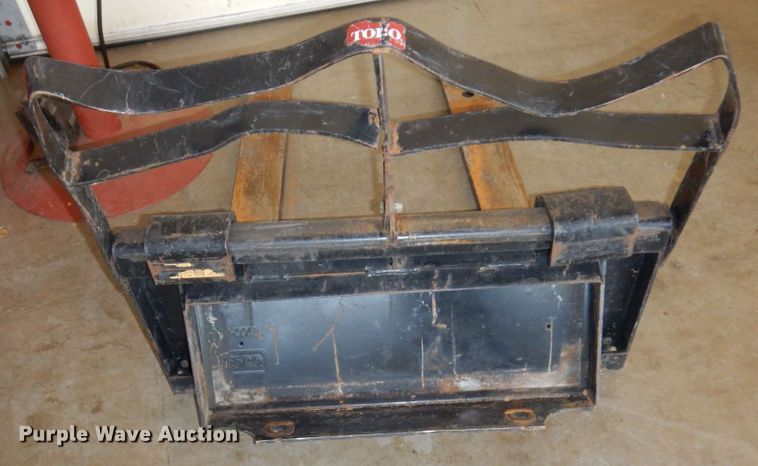 image for item MF9776 2016 Toro Dingo TX1000  compact utility loader