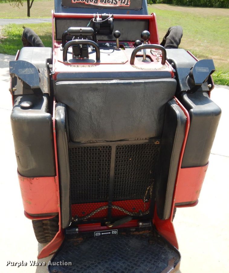 image for item MF9776 2016 Toro Dingo TX1000  compact utility loader