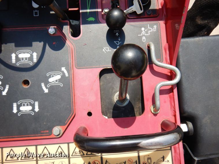 image for item MF9776 2016 Toro Dingo TX1000  compact utility loader