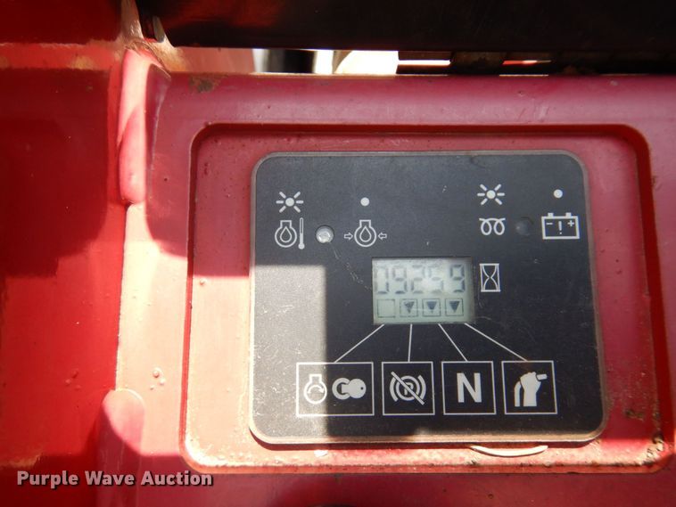 image for item MF9776 2016 Toro Dingo TX1000  compact utility loader