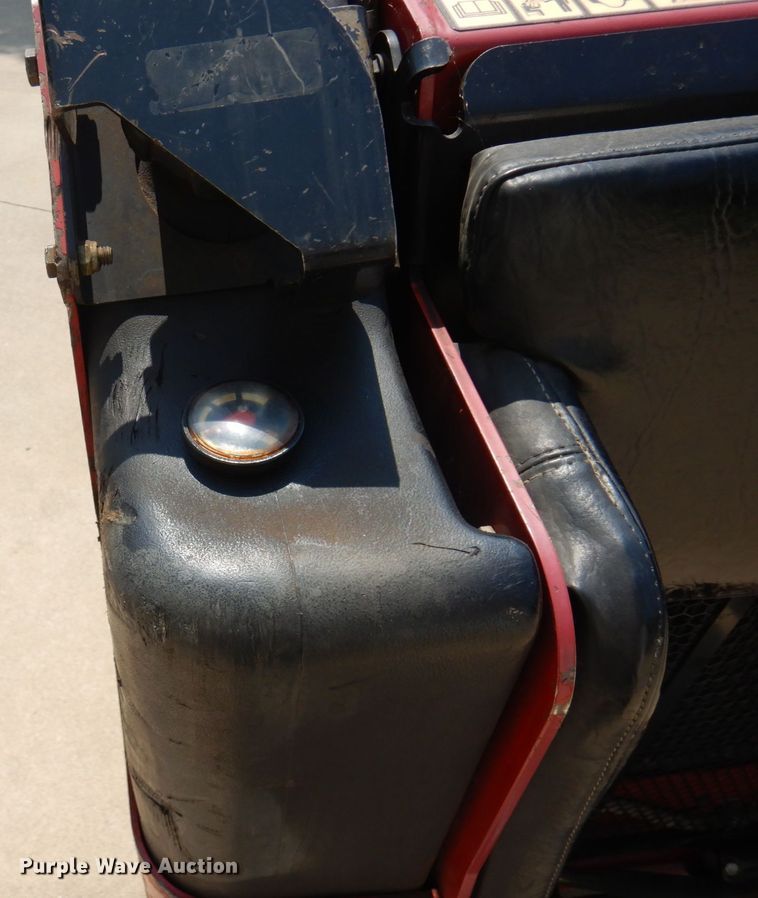 image for item MF9776 2016 Toro Dingo TX1000  compact utility loader