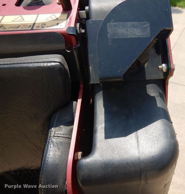 image for item MF9776 2016 Toro Dingo TX1000  compact utility loader